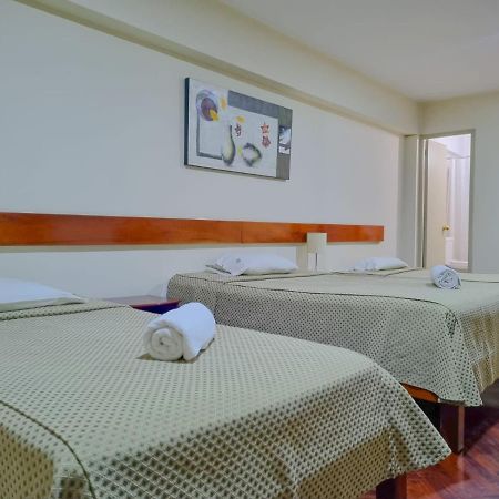 Hostal Solari Трухільйо Екстер'єр фото