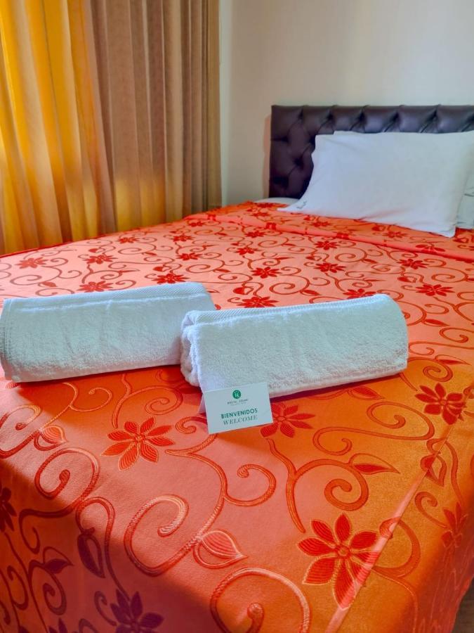 Hostal Solari Трухільйо Екстер'єр фото