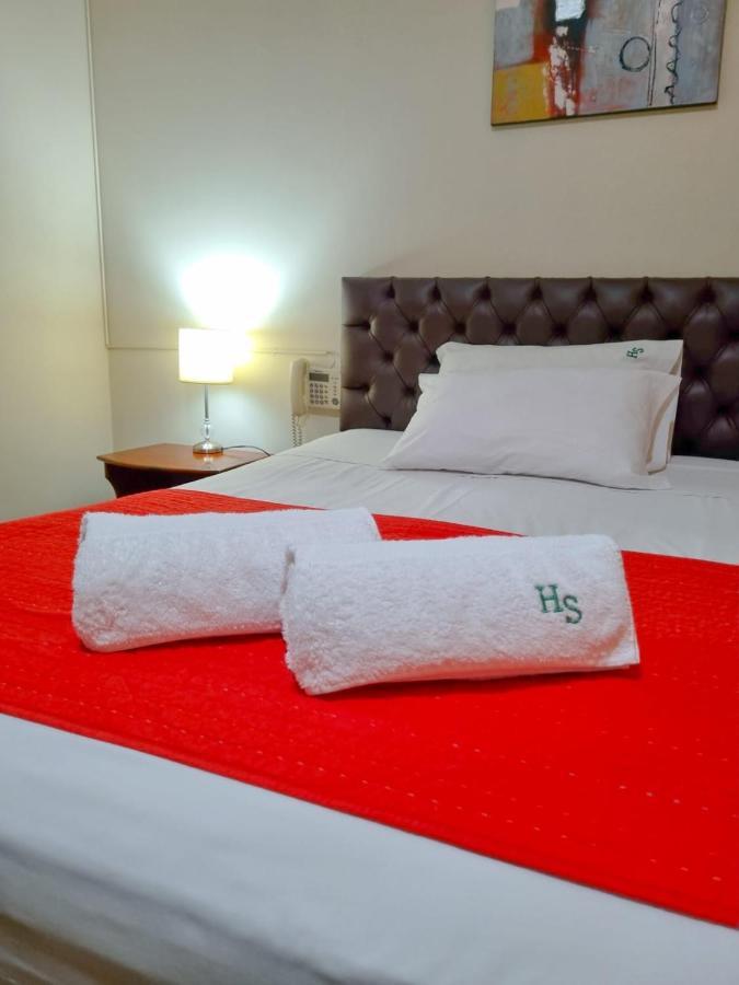 Hostal Solari Трухільйо Екстер'єр фото
